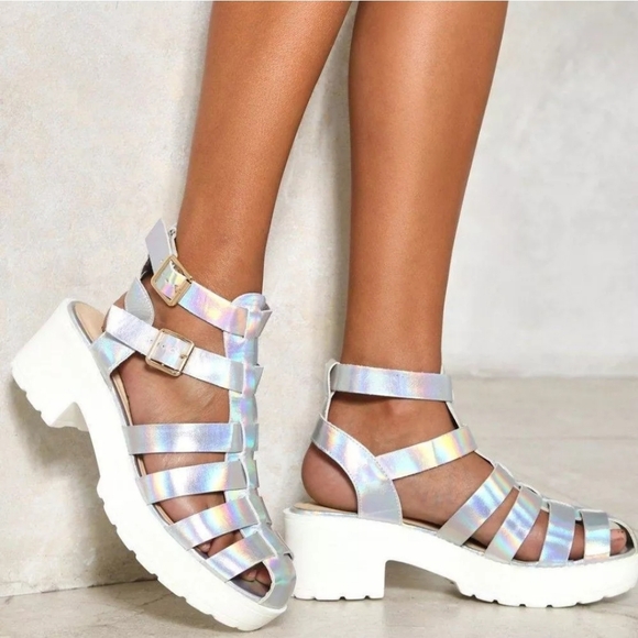 Nasty Gal Women's Fit of Cage Silver PU Gladiator Sandal Never worn size 7 - Picture 2 of 6